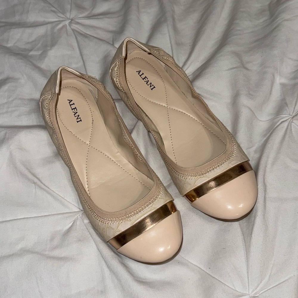 ALFANI Light Pink Cream Ballet Flats